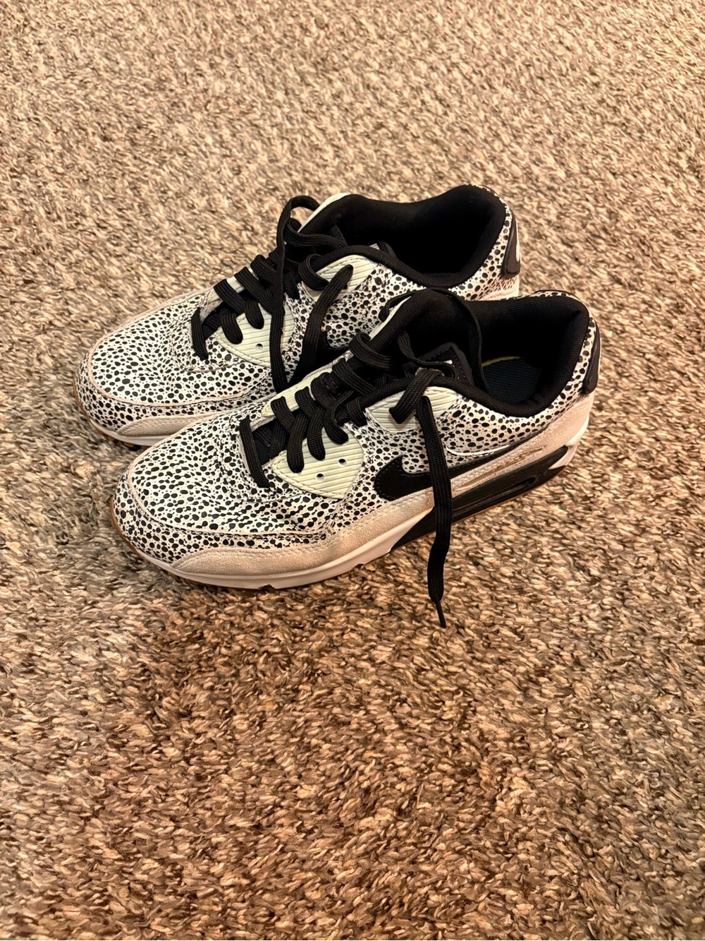 Nike Women’s Black & White Speckled Sneakers
